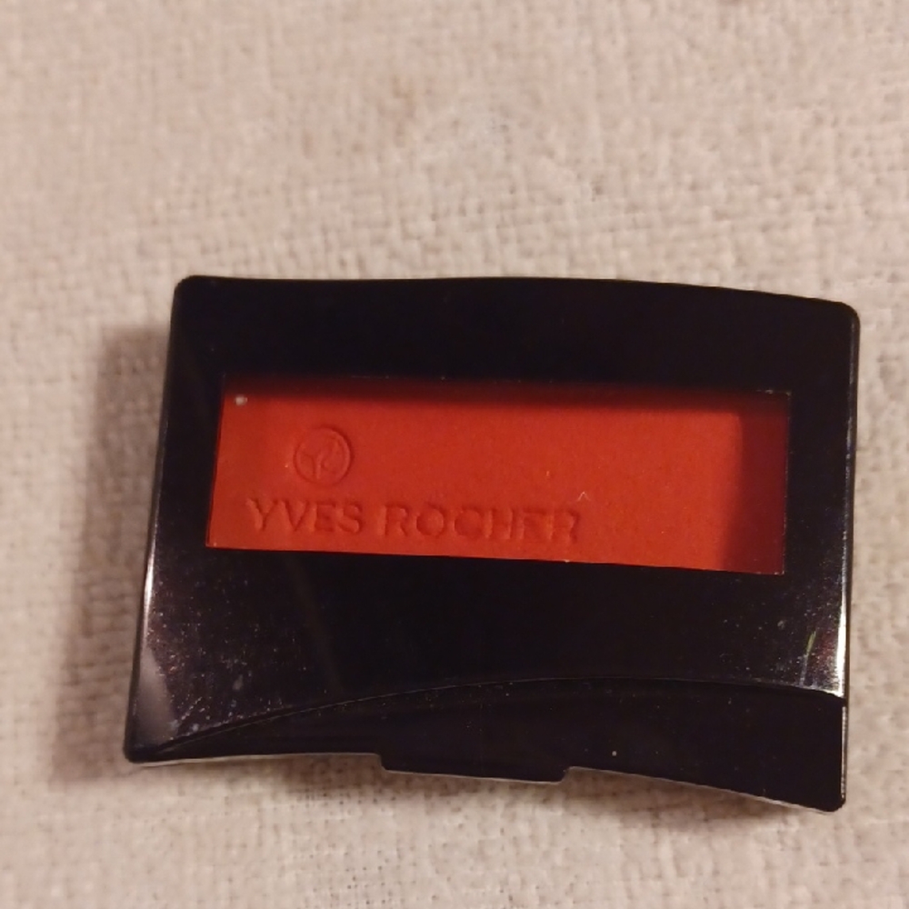Yves Rocher 51 Rouge Natural Blush